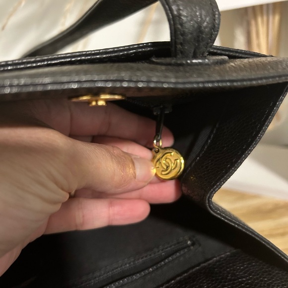 Chanel Classic Black Leather Shoulder Bag - Picture 8 of 10